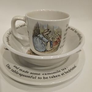 Wedgwood Peter Rabbit Tea Set - White and Blue